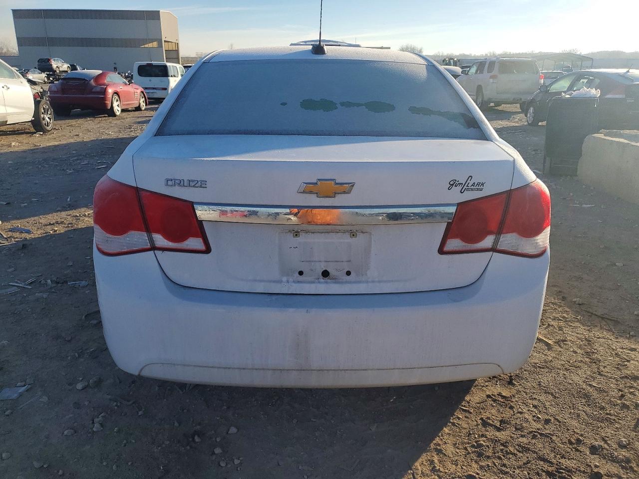 2016 CHEVROLET CRUZE LIMITED LS photo 6