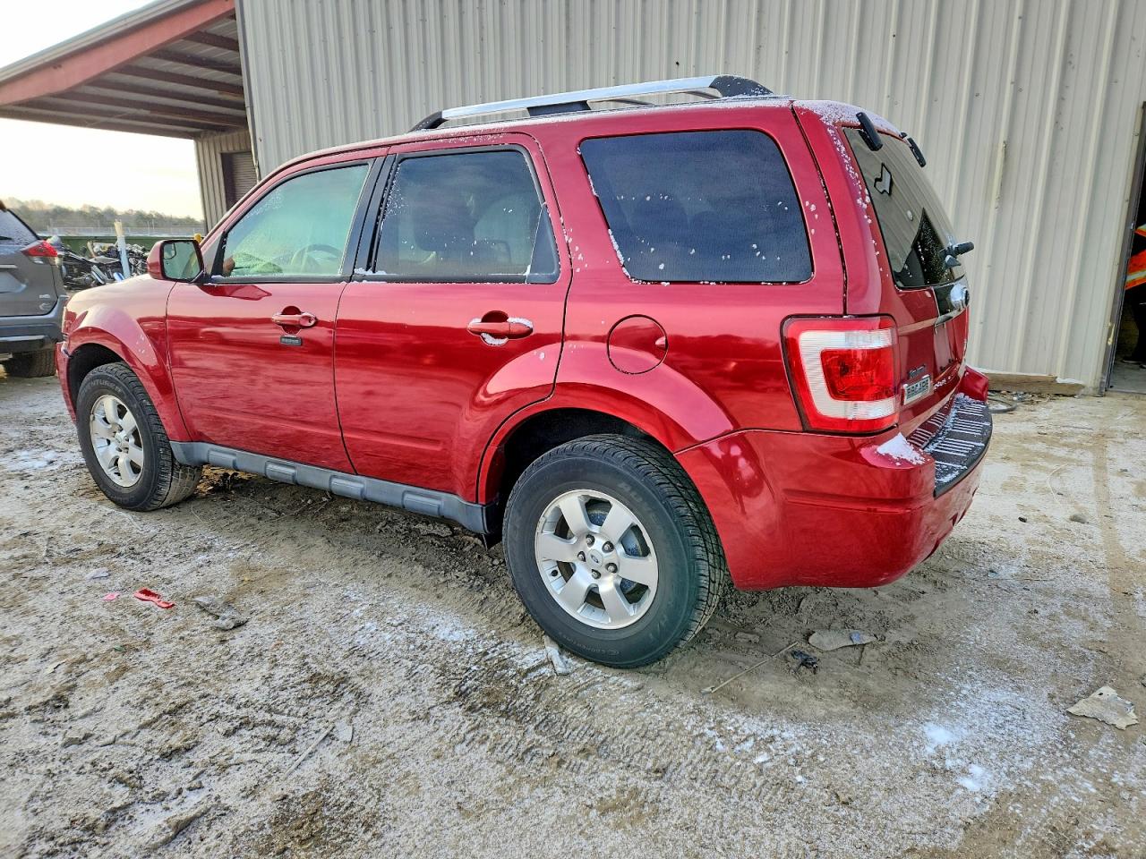 2011 FORD ESCAPE LIMITED photo 2