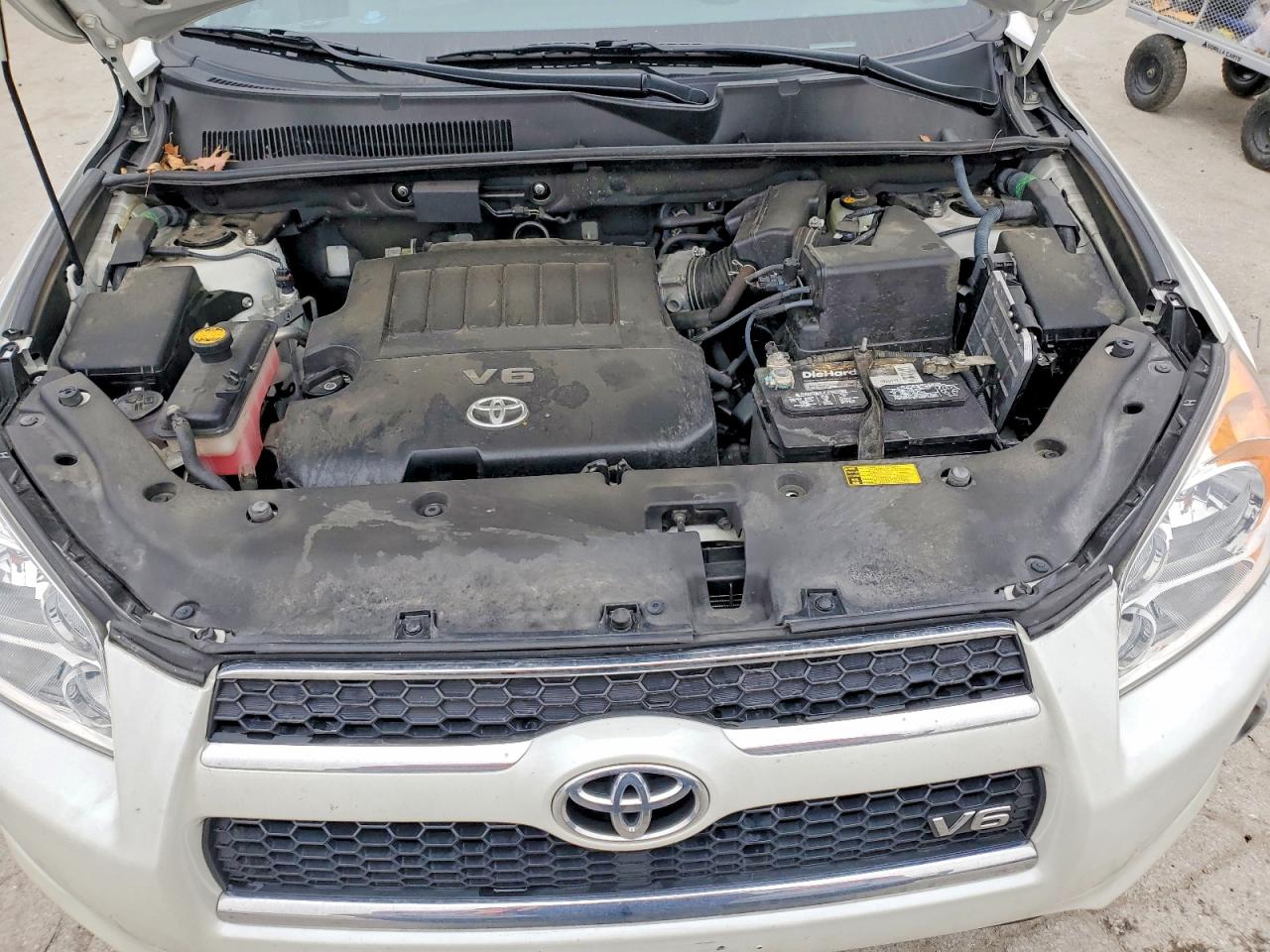 2009 TOYOTA RAV4 LIMITED photo 11