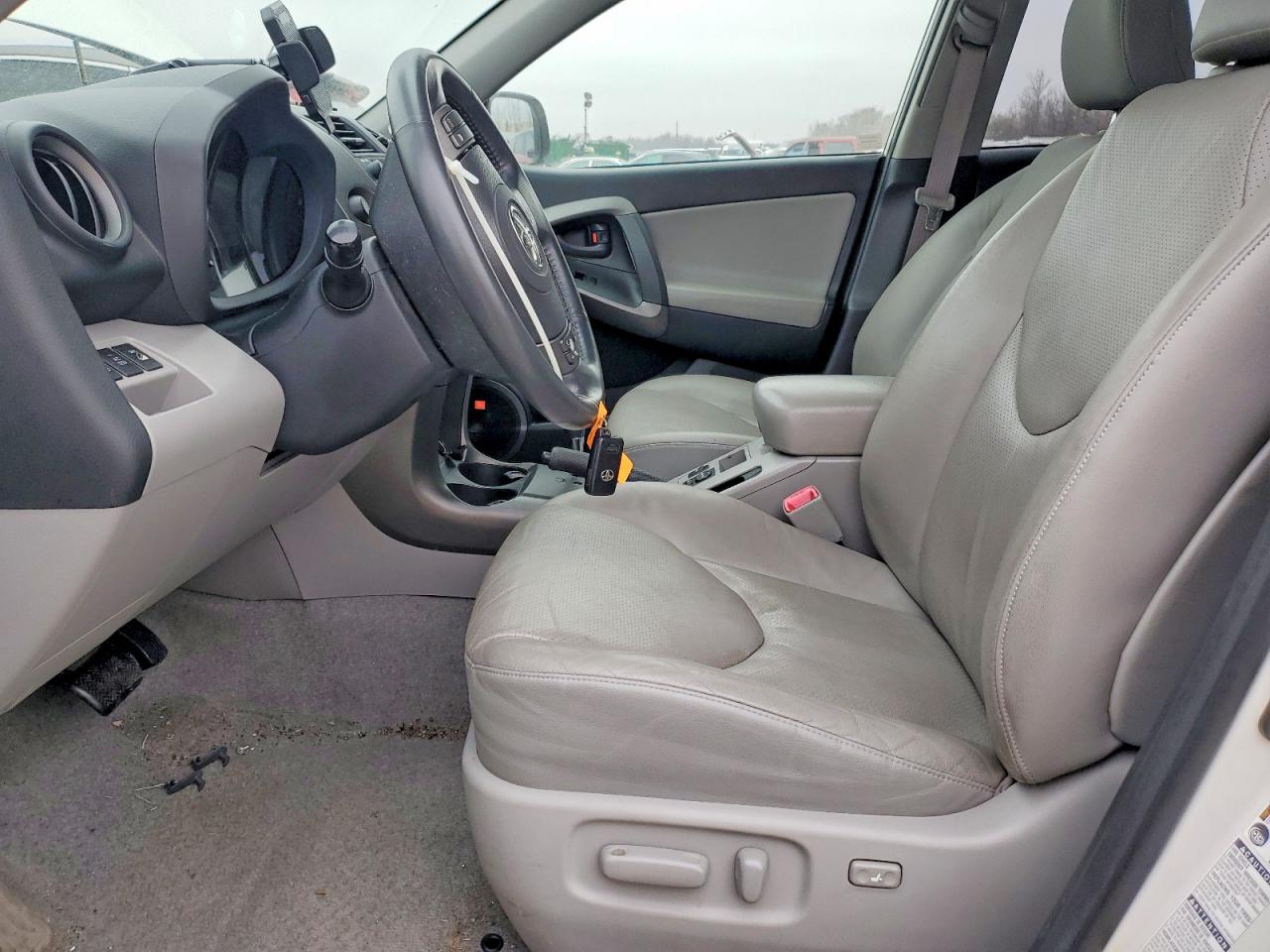 2009 TOYOTA RAV4 LIMITED photo 7