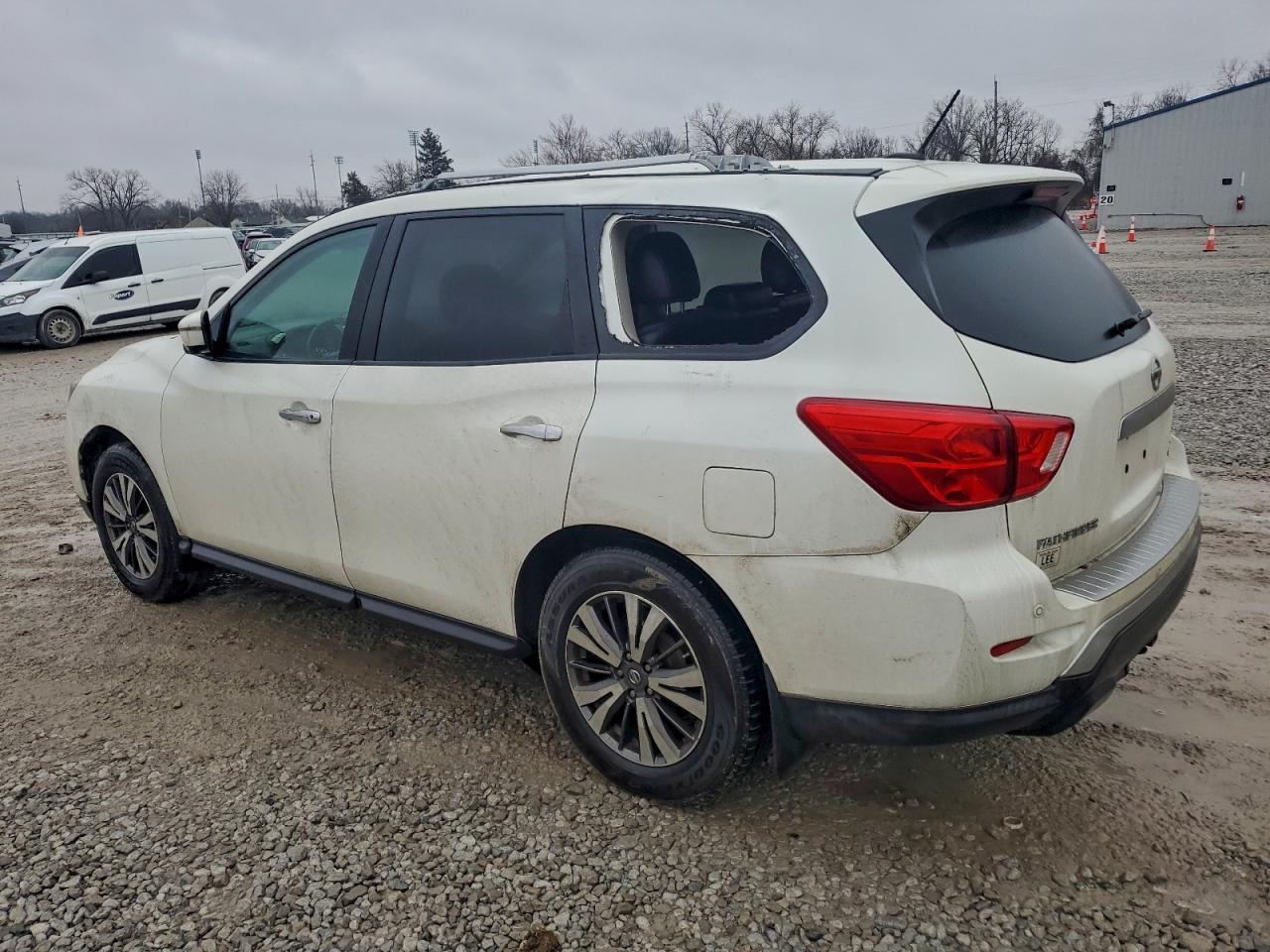 2017 NISSAN PATHFINDER S photo 2