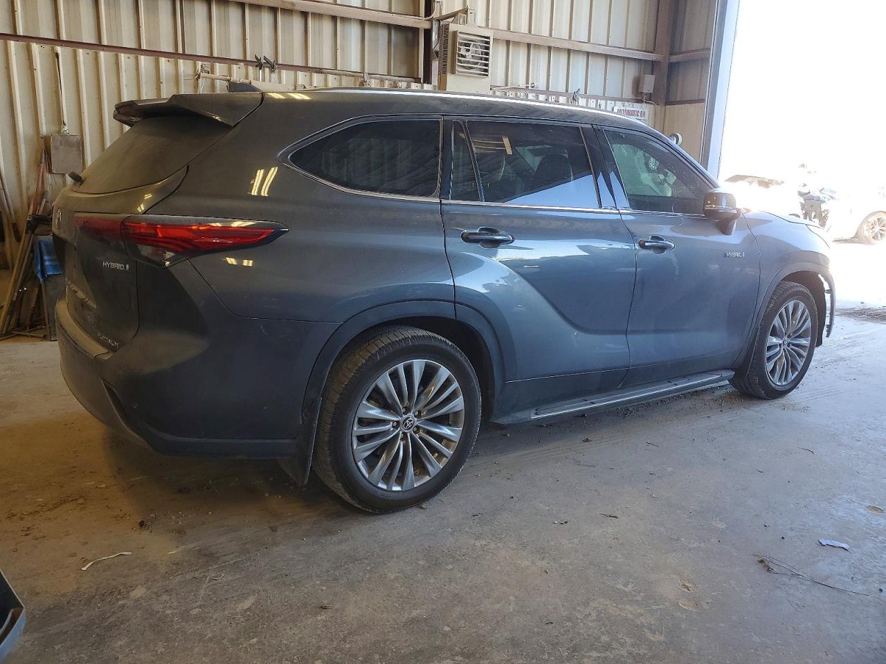 2021 TOYOTA HIGHLANDER HYBRID PLATINUM photo 3