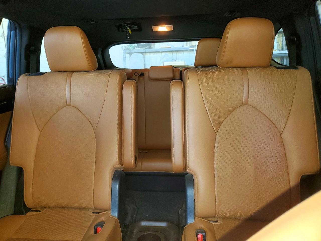 2021 TOYOTA HIGHLANDER HYBRID PLATINUM photo 10