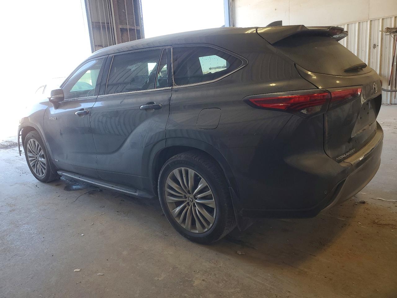 2021 TOYOTA HIGHLANDER HYBRID PLATINUM photo 2