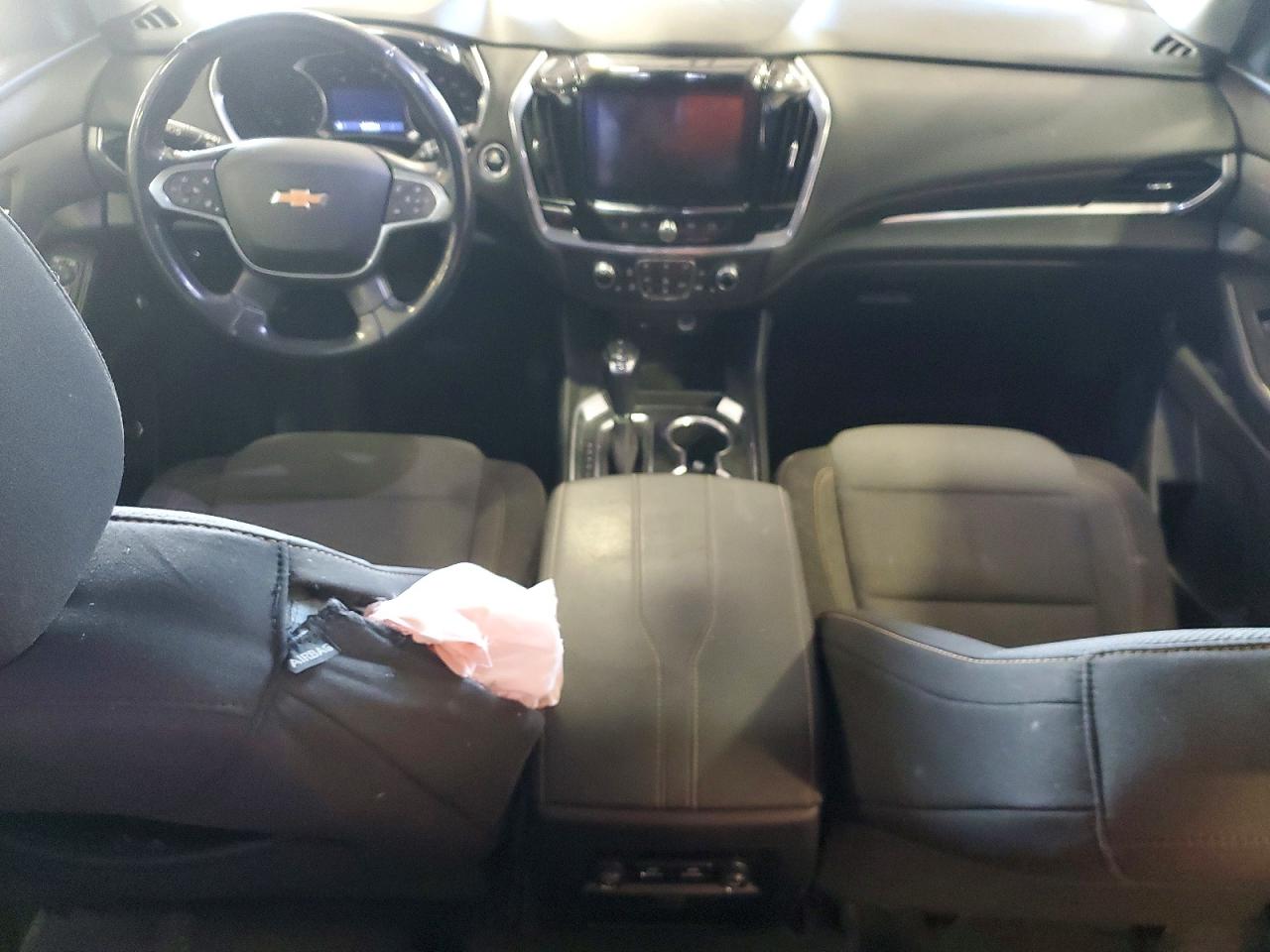 2020 CHEVROLET TRAVERSE LT photo 8