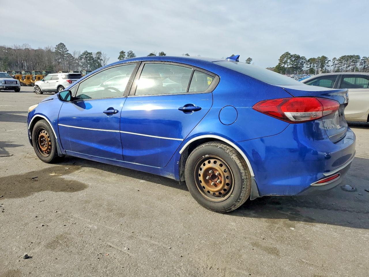 2018 KIA FORTE LX photo 2
