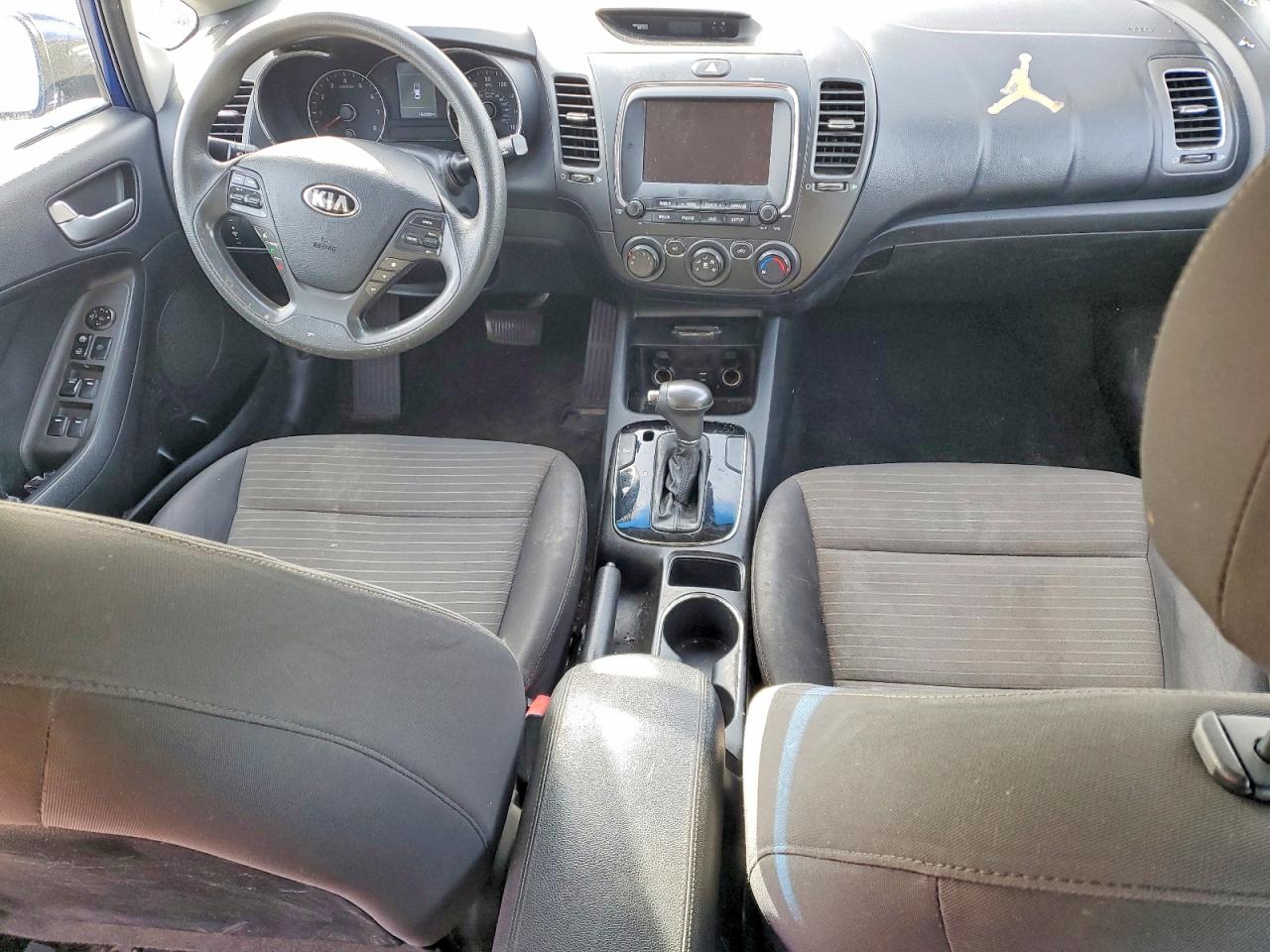 2018 KIA FORTE LX photo 8