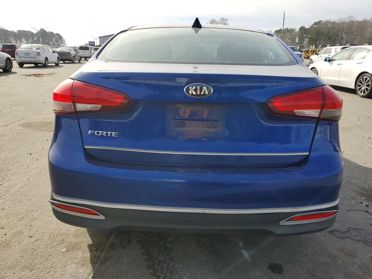 2018 KIA FORTE LX photo 6