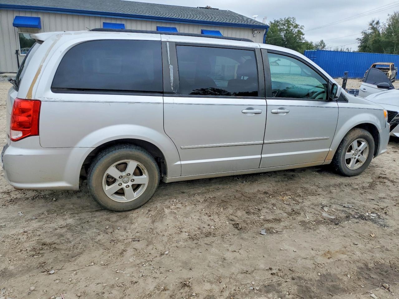 2011 DODGE GRAND CARAVAN MAINSTREET photo 7