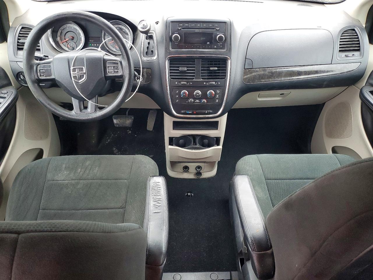 2011 DODGE GRAND CARAVAN MAINSTREET photo 22