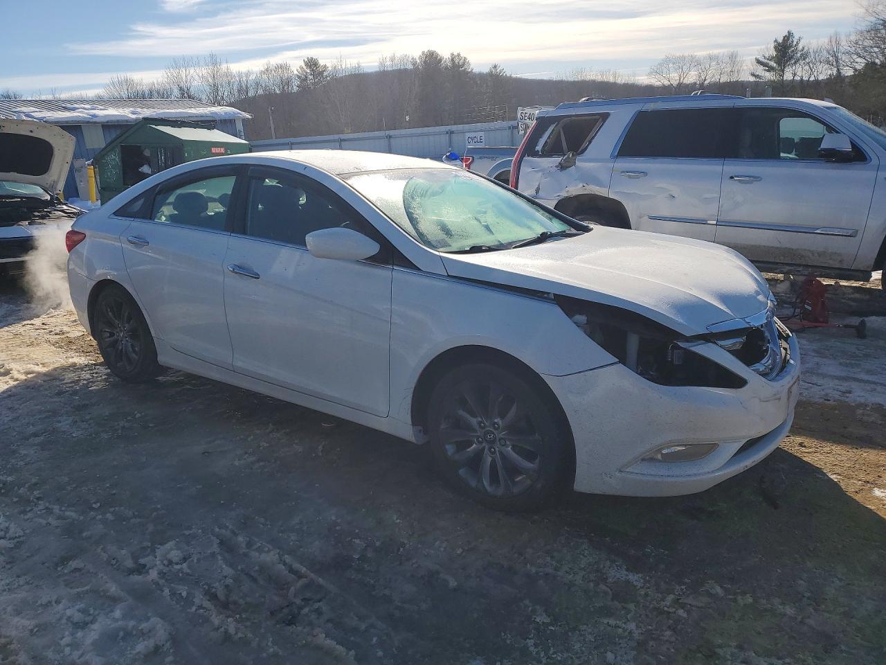 2012 HYUNDAI SONATA SE photo 4
