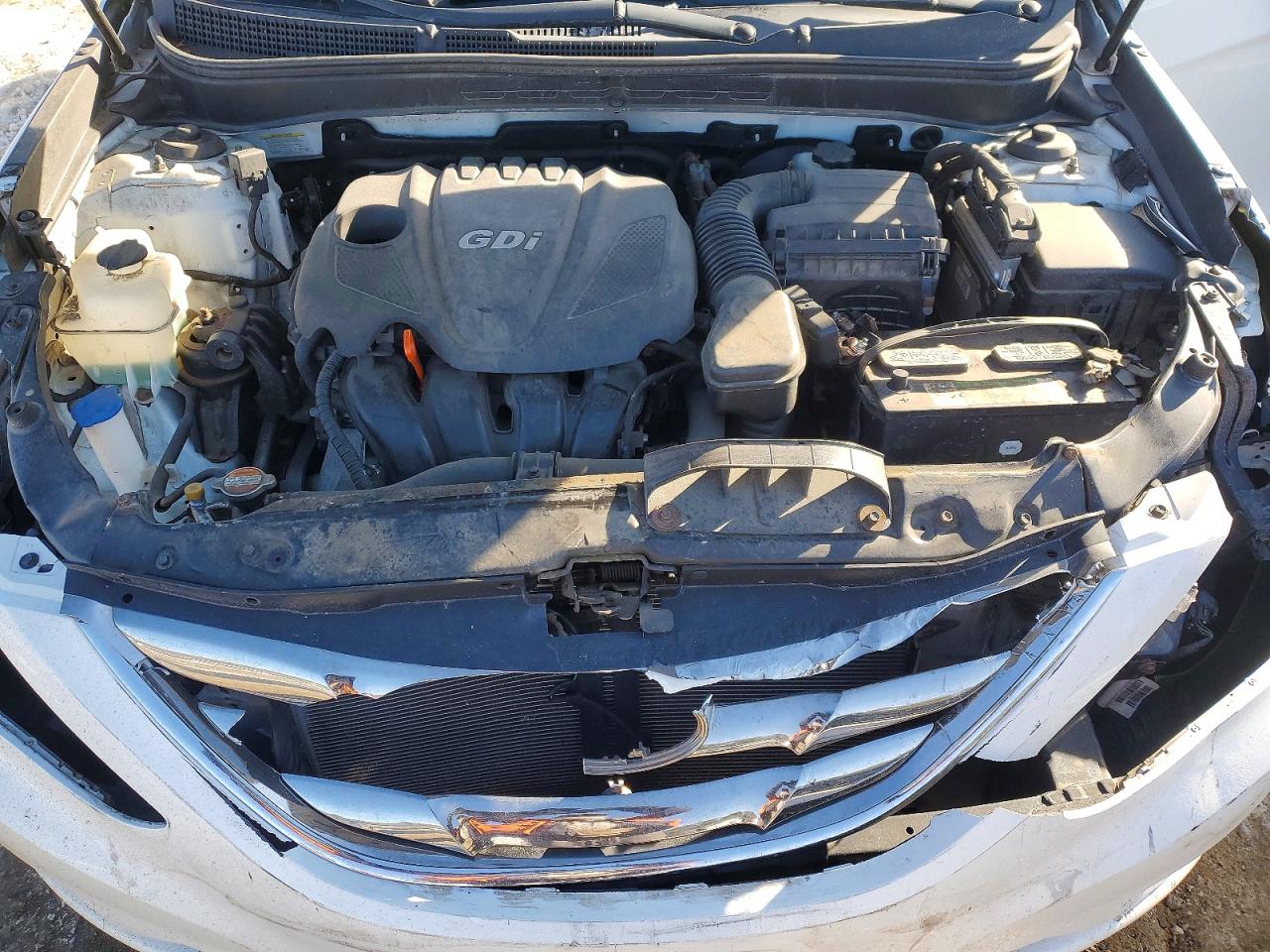 2012 HYUNDAI SONATA SE photo 11