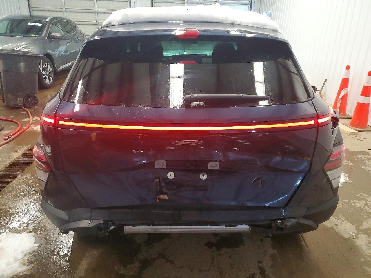 2025 HYUNDAI KONA SEL photo 6