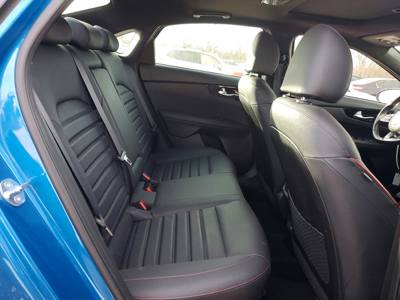 2023 KIA FORTE GT photo 10