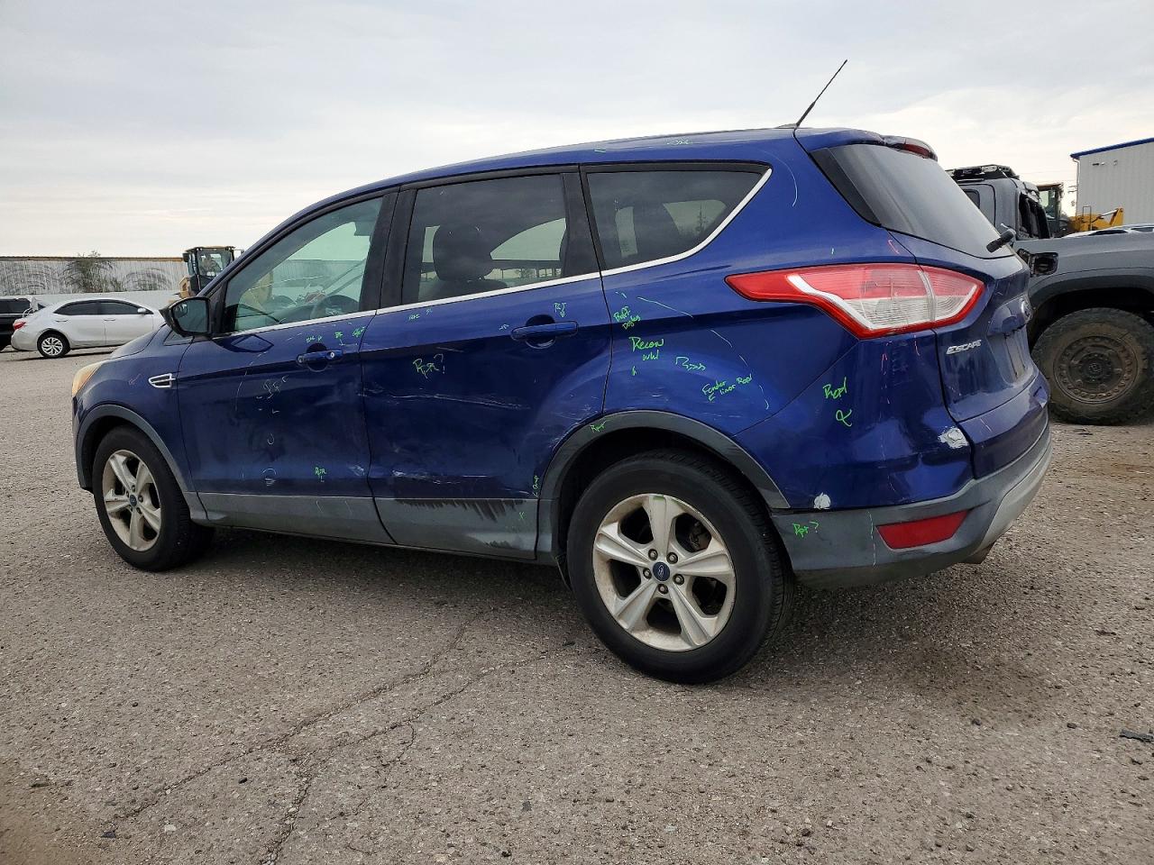 2014 FORD ESCAPE SE photo 2