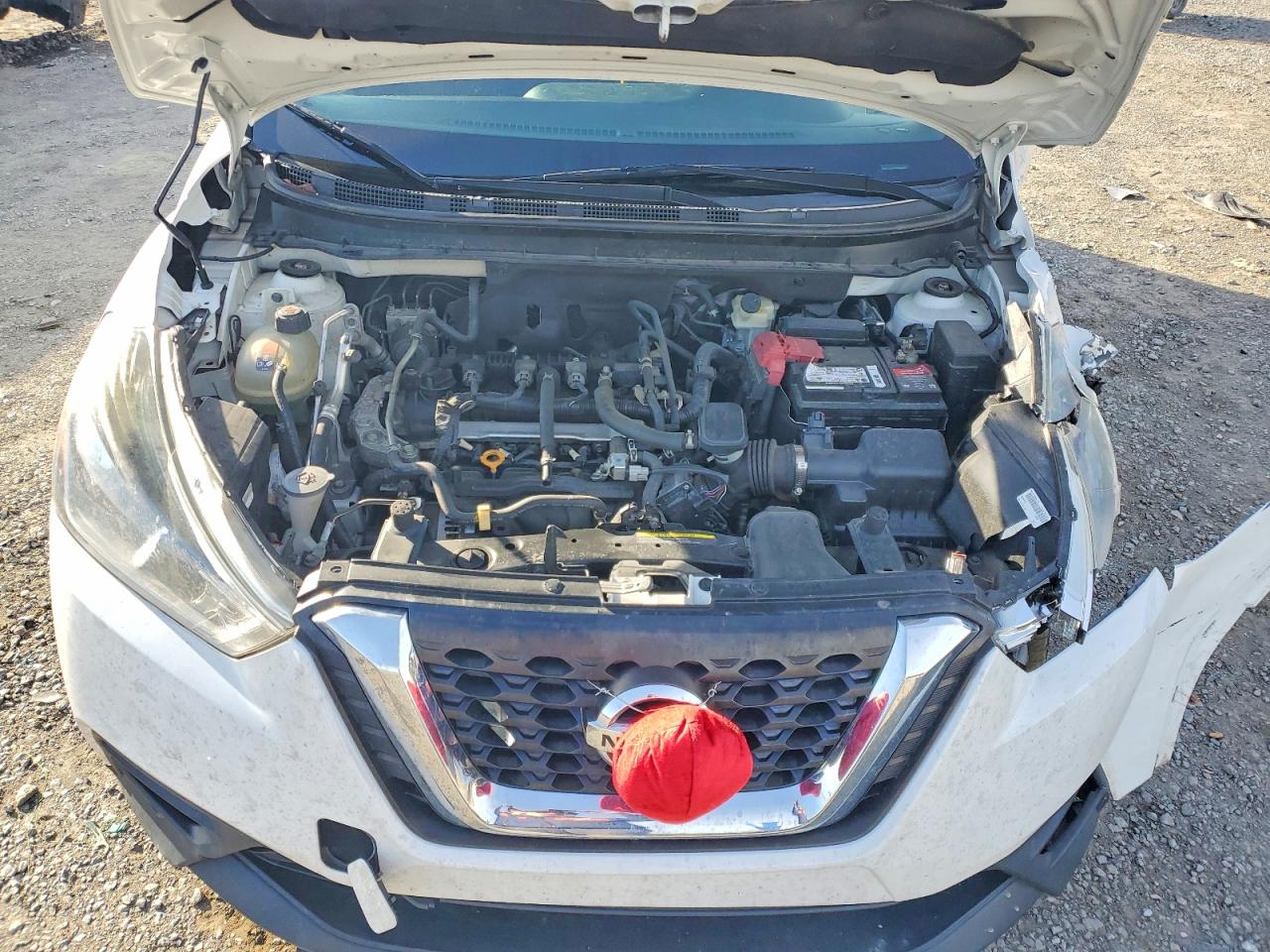 2018 NISSAN KICKS S photo 12