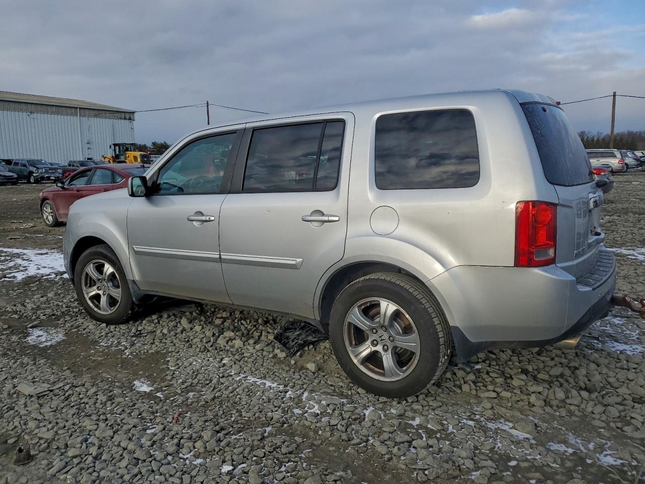 2013 HONDA PILOT EX photo 2