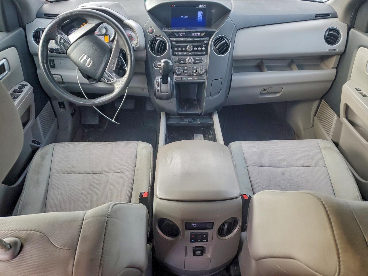 2013 HONDA PILOT EX photo 8