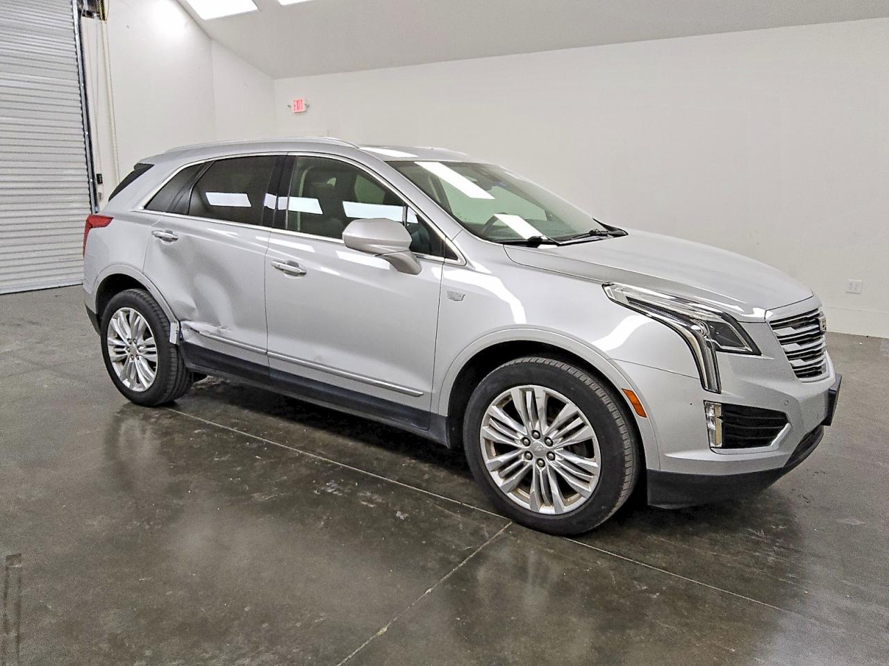 2019 CADILLAC XT5 PREMIUM LUXURY photo 4