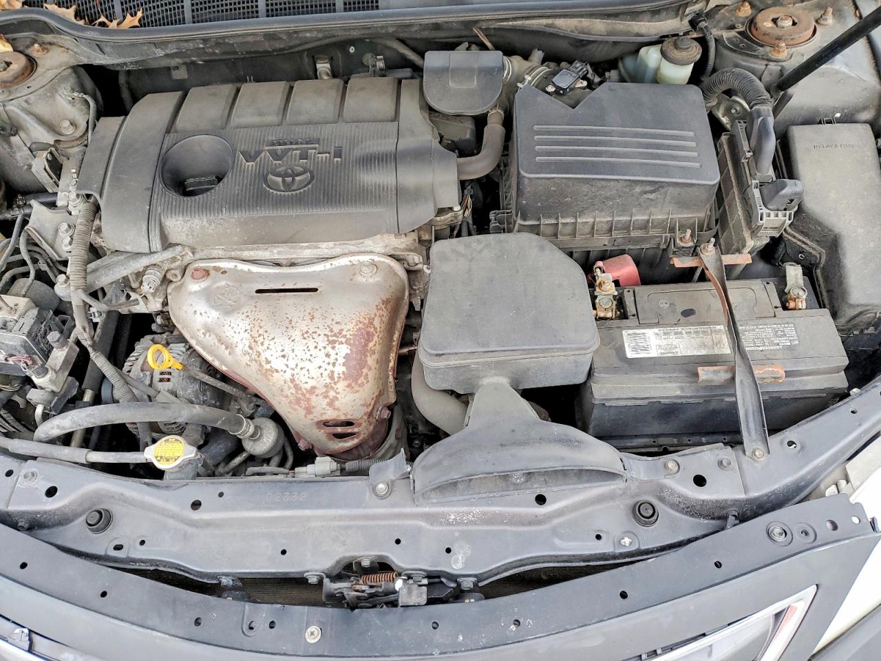 2011 TOYOTA CAMRY BASE photo 11