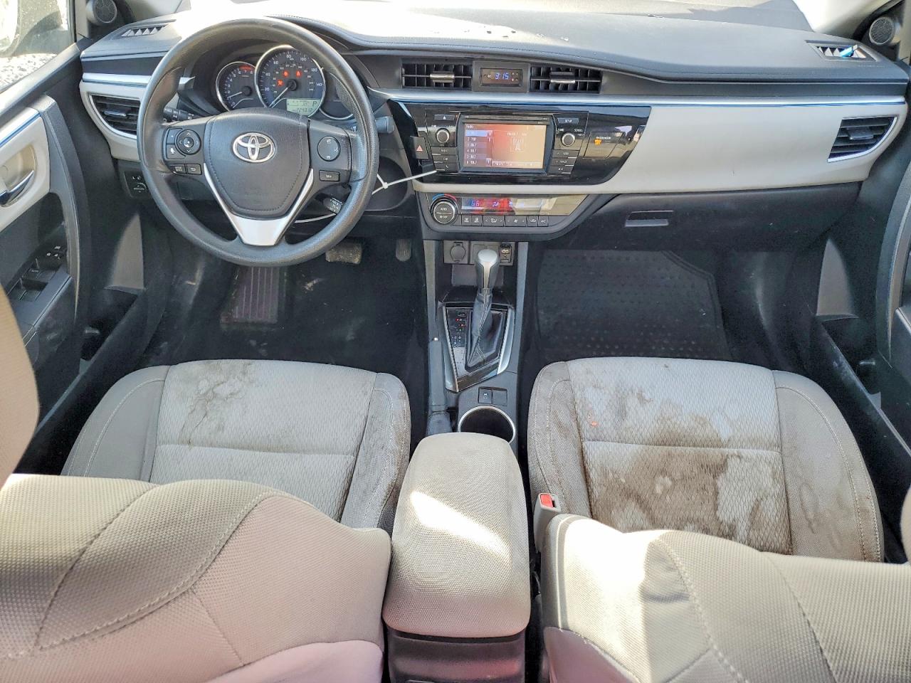 2016 TOYOTA COROLLA L photo 8