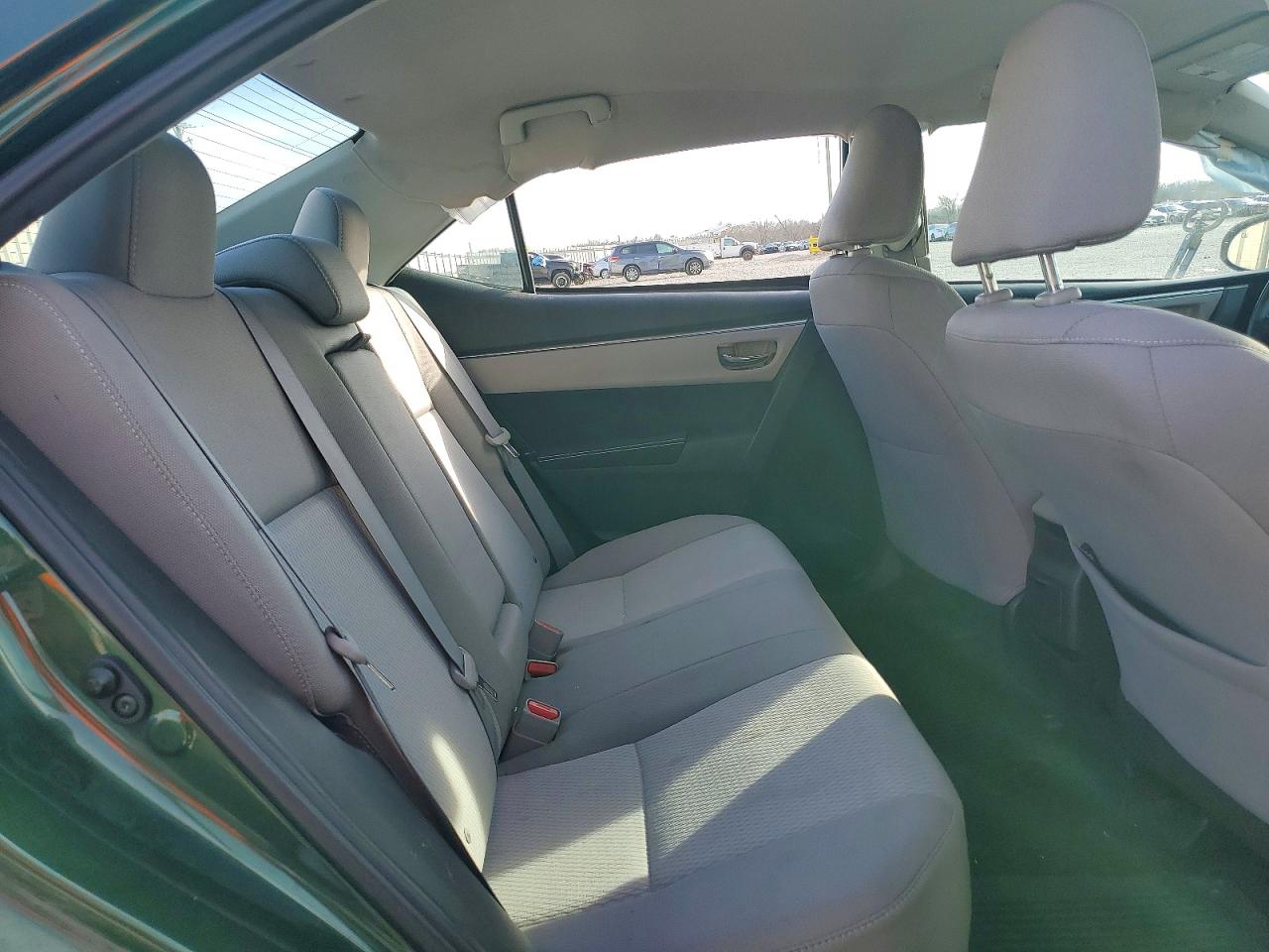 2016 TOYOTA COROLLA L photo 10