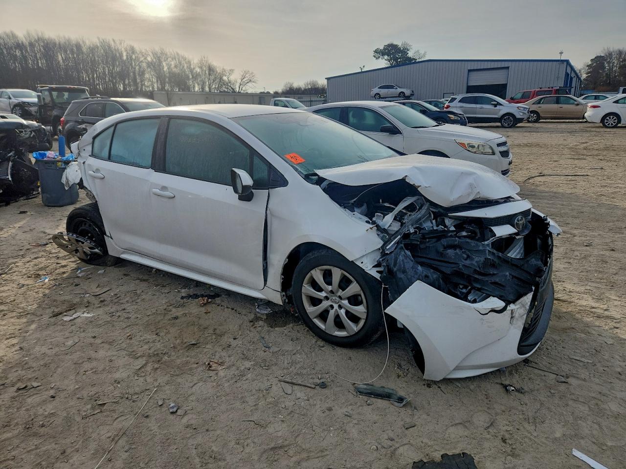 2024 TOYOTA COROLLA LE photo 4