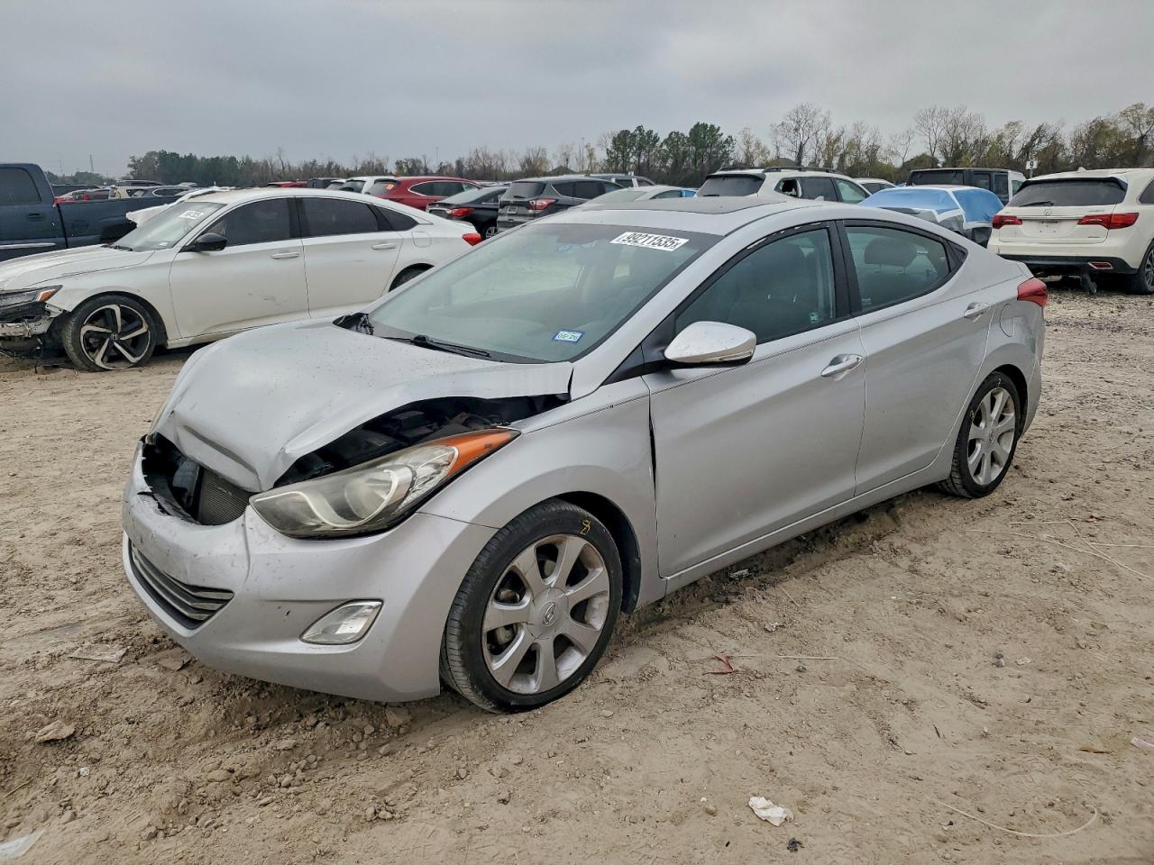 2013 HYUNDAI ELANTRA