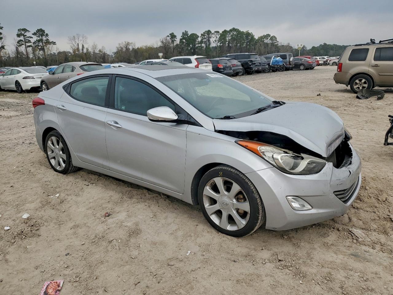 2013 HYUNDAI ELANTRA GLS photo 4