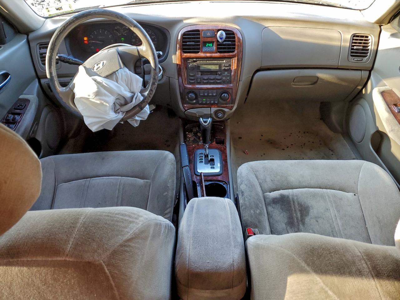 2004 HYUNDAI SONATA GLS photo 8
