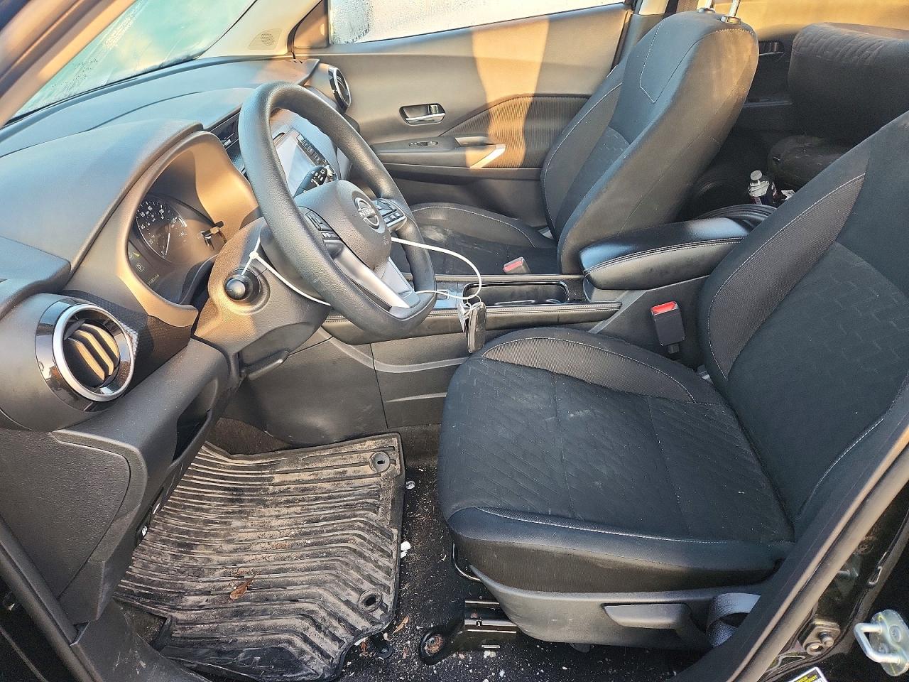2023 NISSAN KICKS SV photo 7
