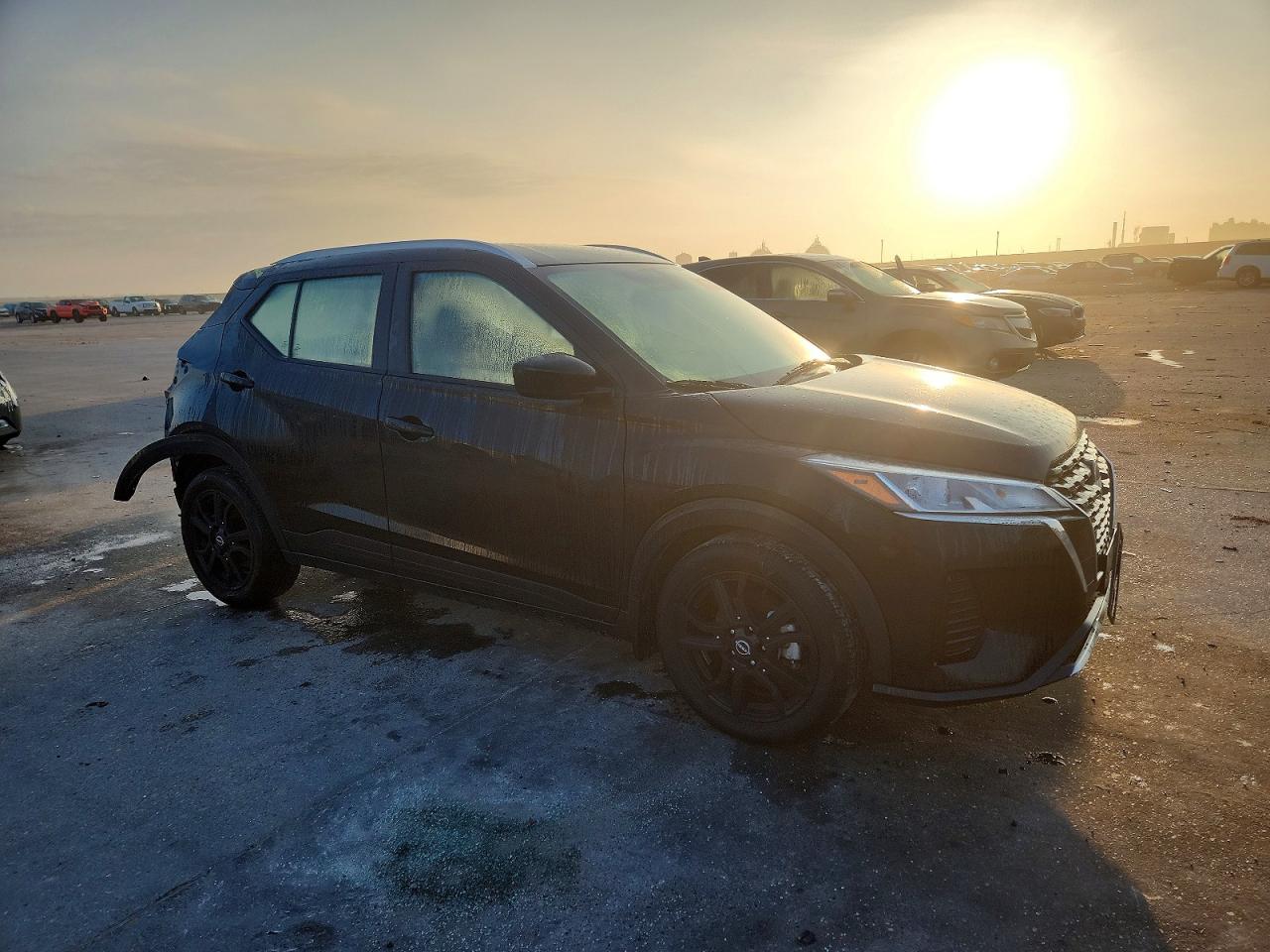 2023 NISSAN KICKS SV photo 4