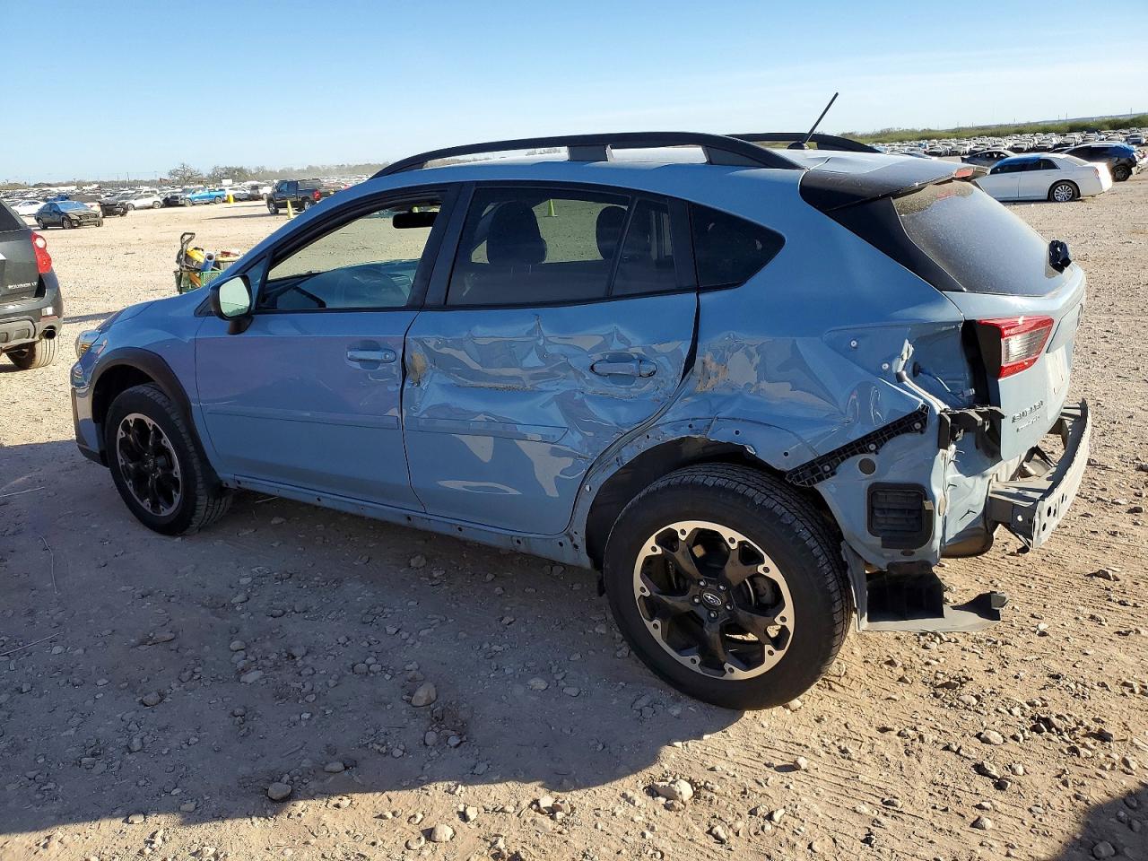 2021 SUBARU CROSSTREK photo 2