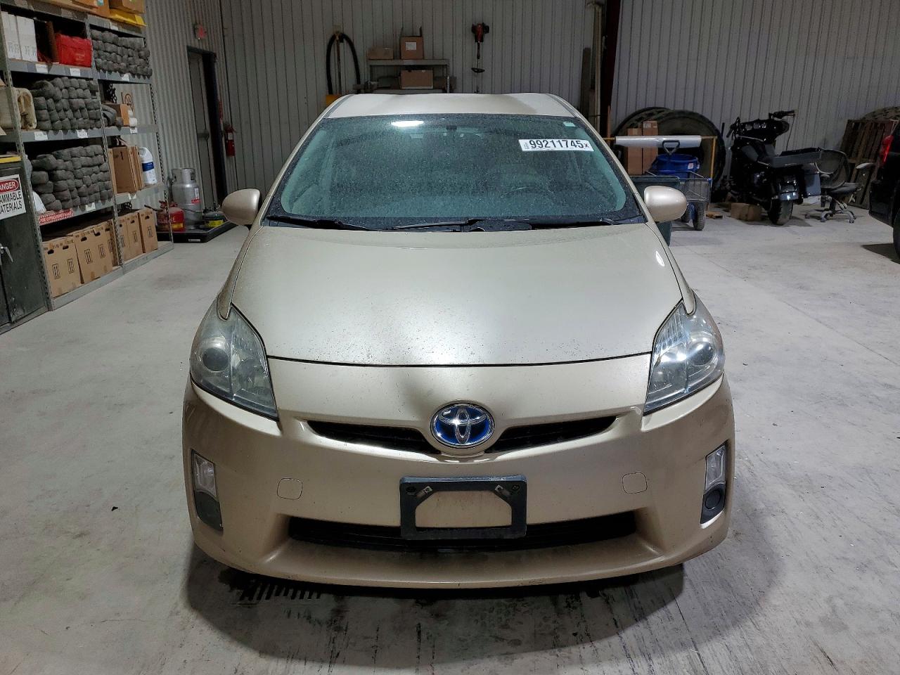 2010 TOYOTA PRIUS photo 5