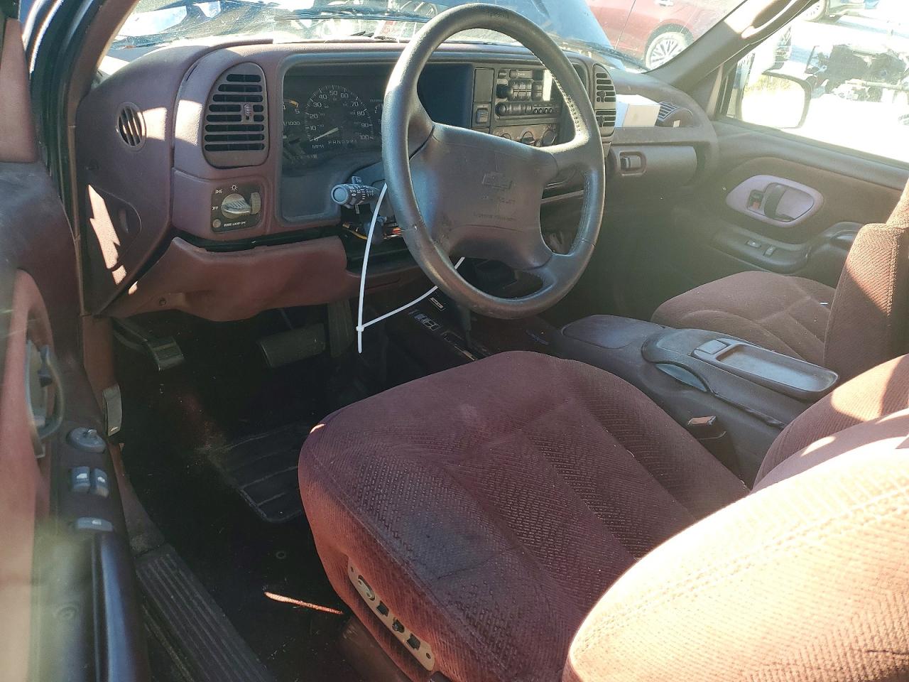 1995 CHEVROLET GMT-400 K1500 photo 8
