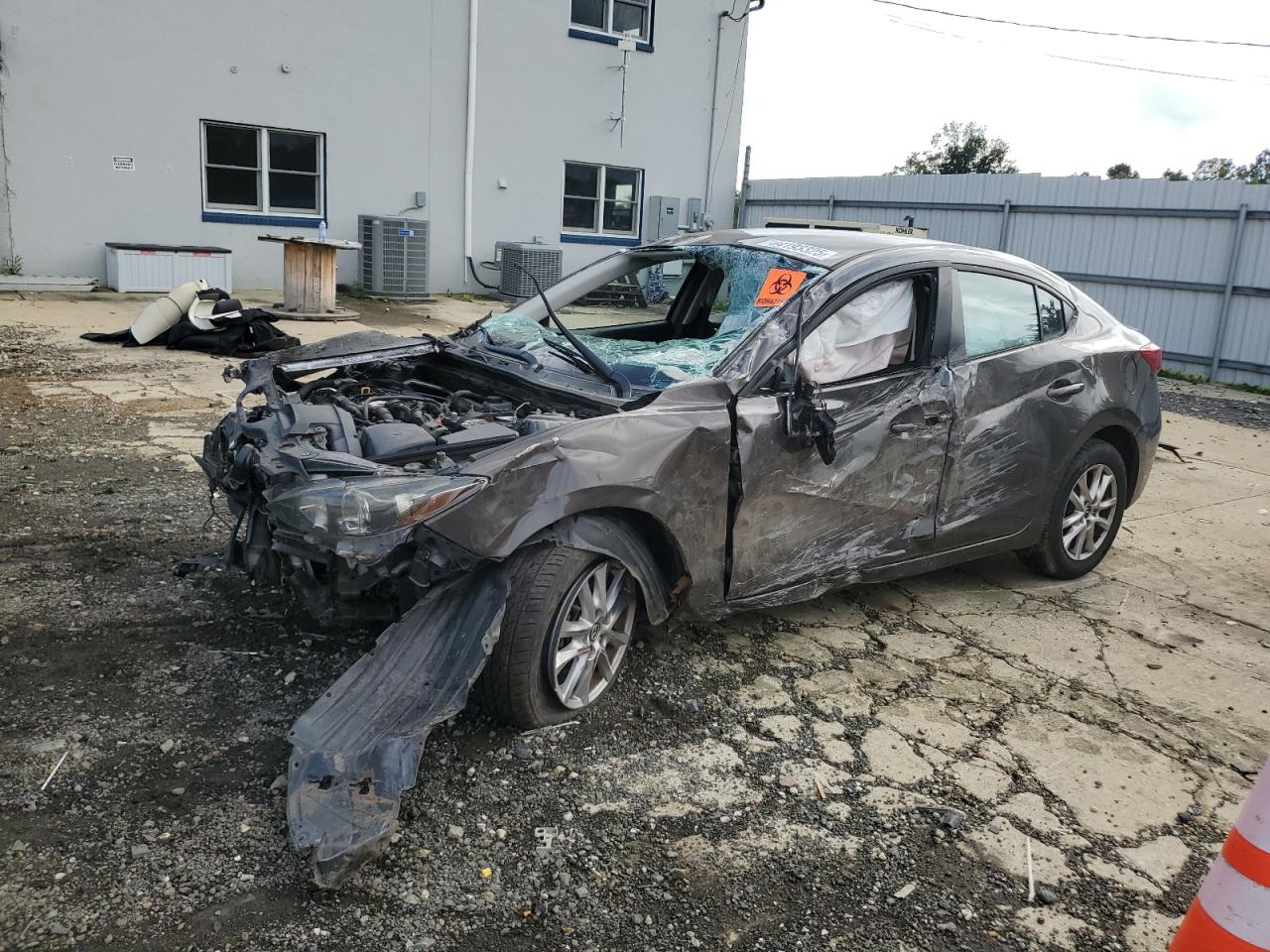 2014 MAZDA 3