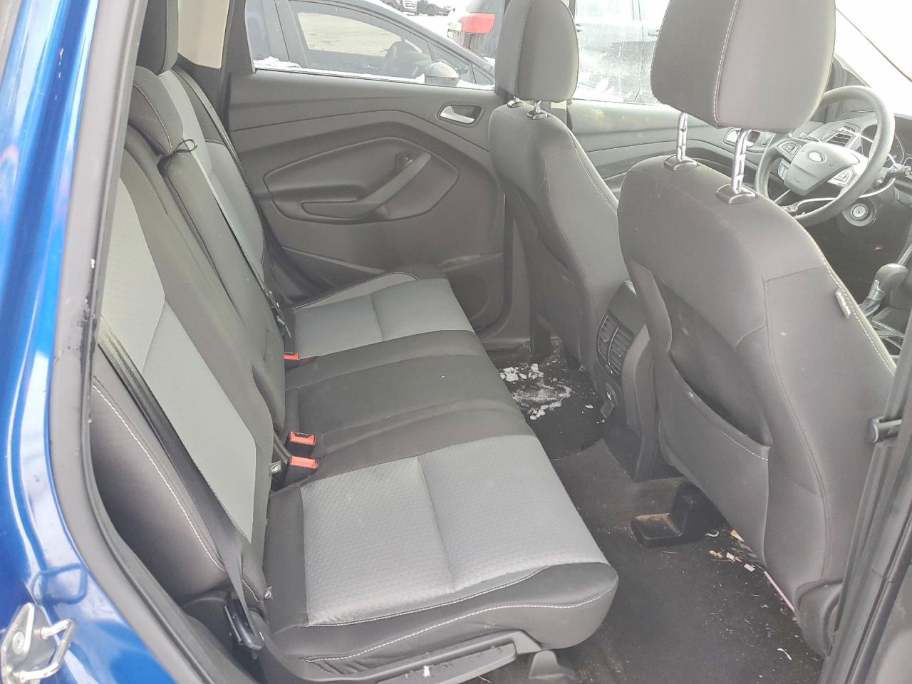 2017 FORD ESCAPE SE photo 10