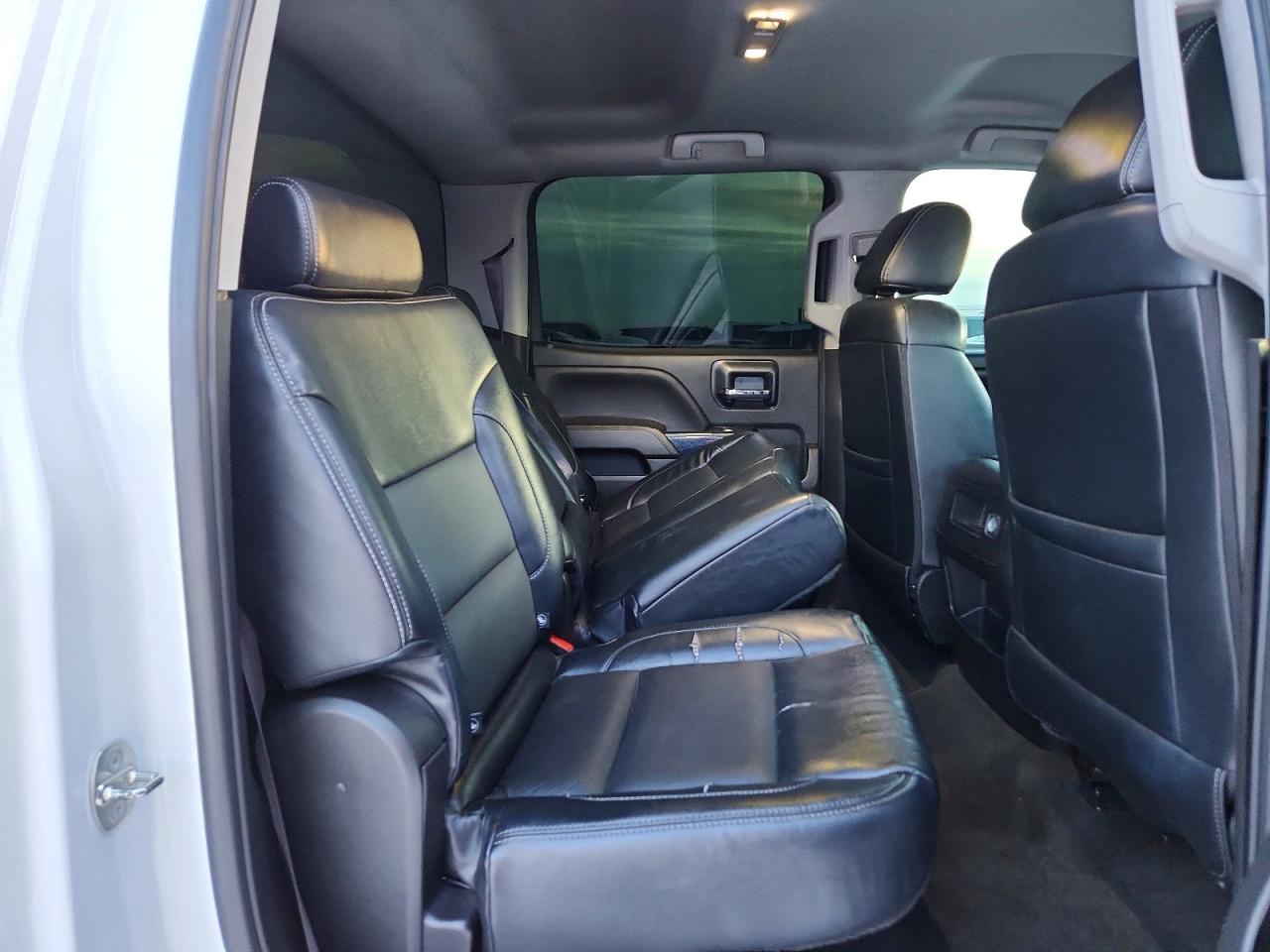 2017 CHEVROLET SILVERADO K1500 LT photo 10