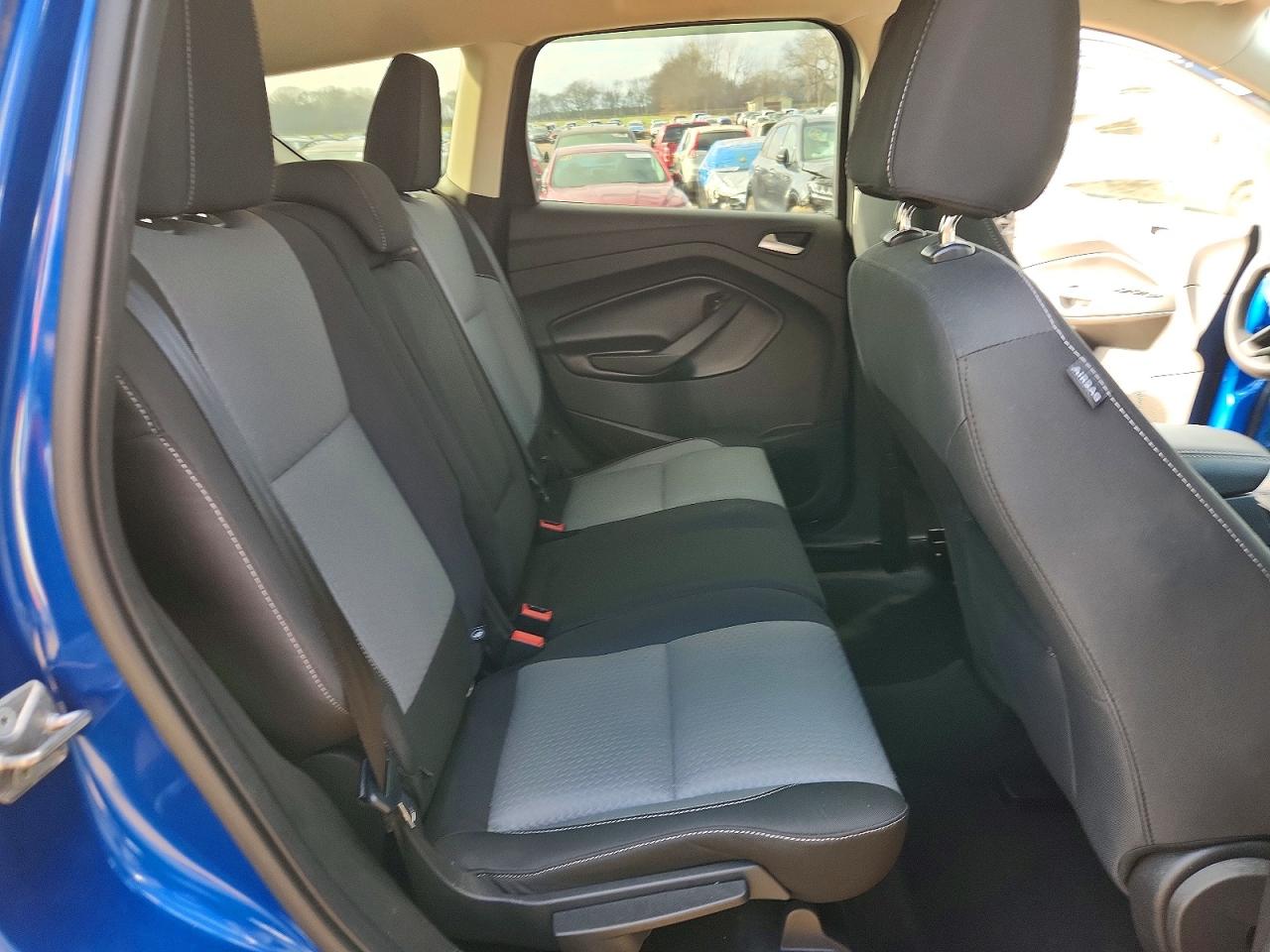 2017 FORD ESCAPE SE photo 11