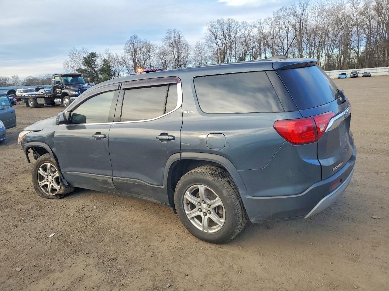2019 GMC ACADIA SLE photo 2