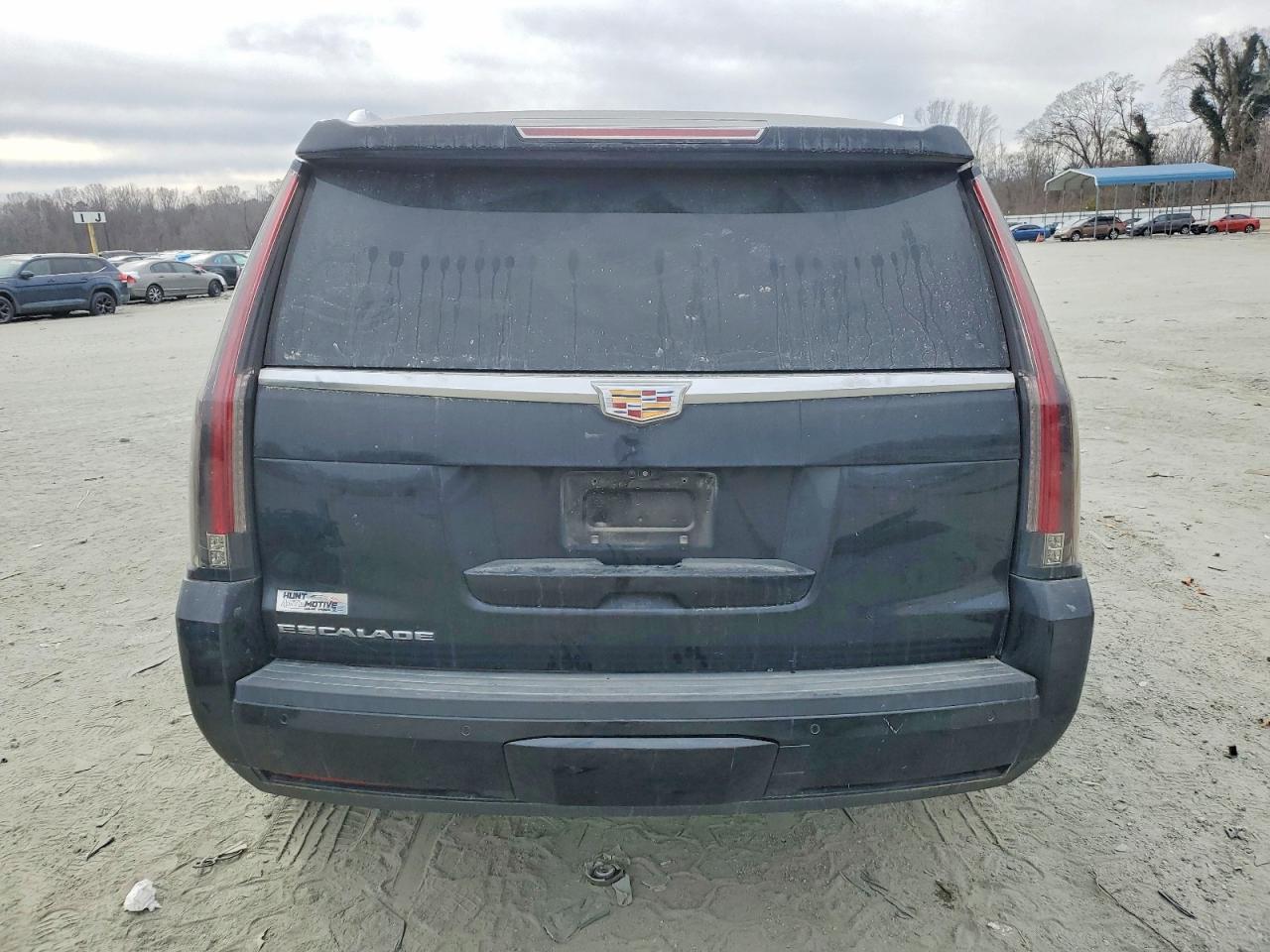 2019 CADILLAC ESCALADE LUXURY photo 6