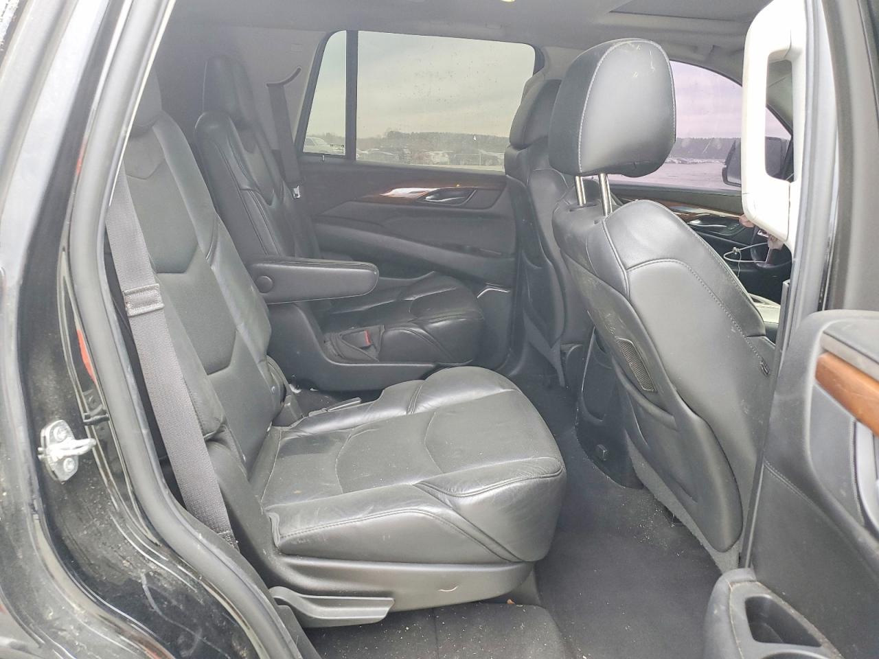 2019 CADILLAC ESCALADE LUXURY photo 11