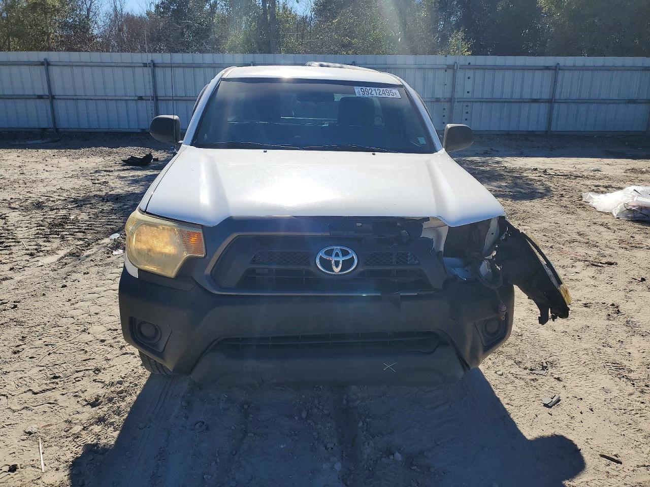 2012 TOYOTA TACOMA photo 5