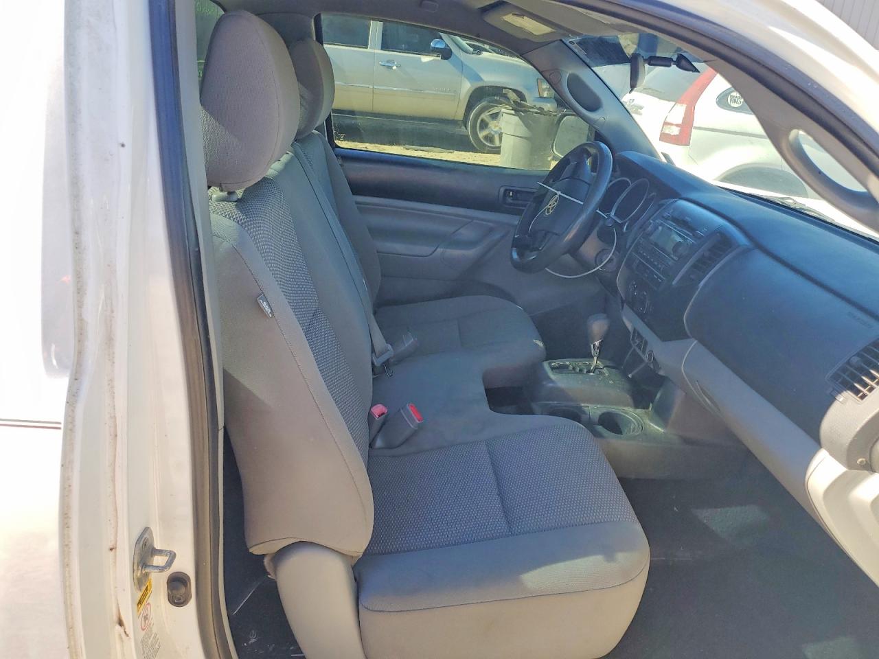 2012 TOYOTA TACOMA photo 10