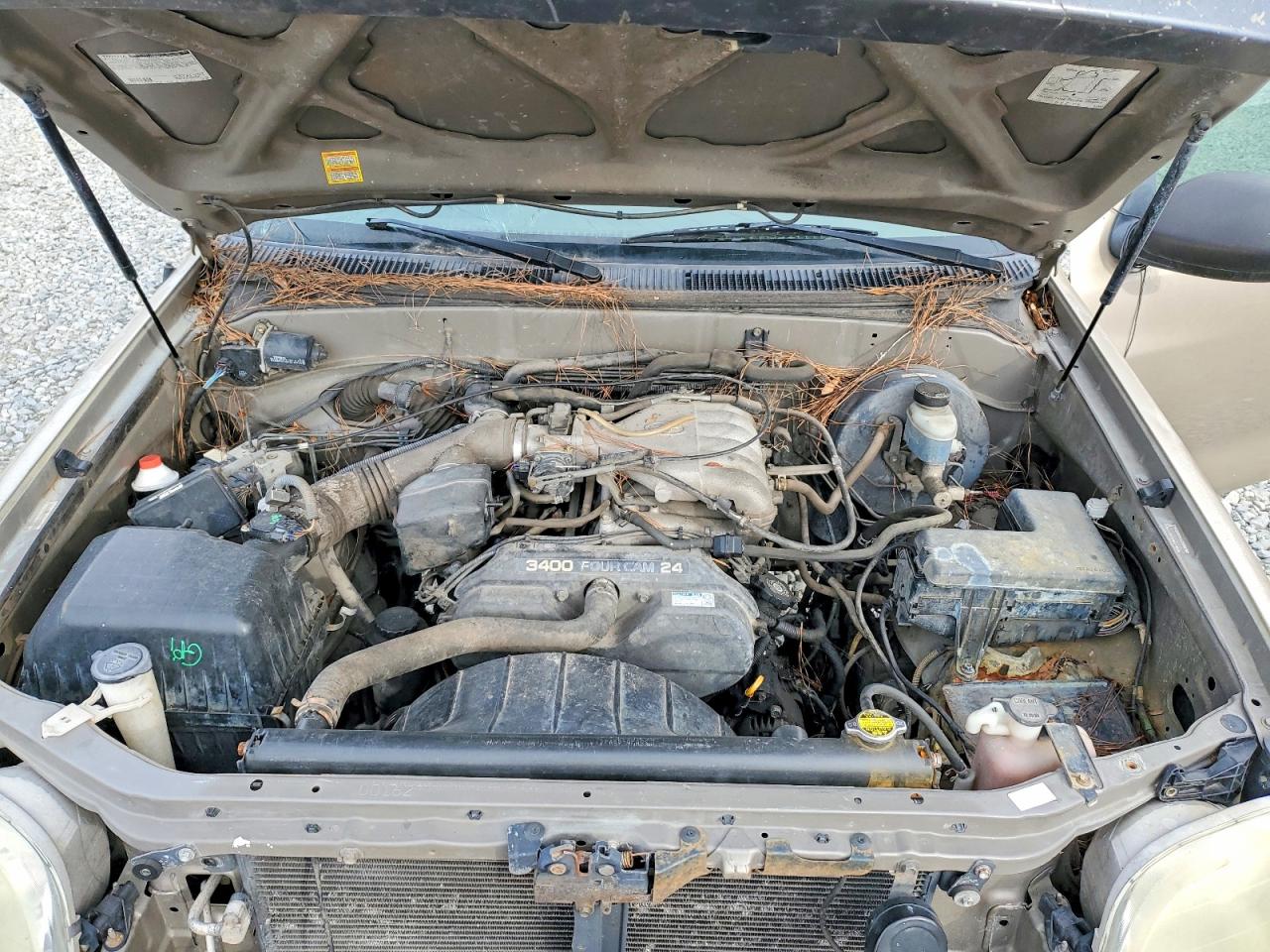 2004 TOYOTA TUNDRA BASE photo 11