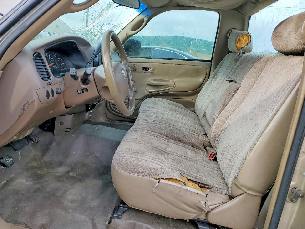 2004 TOYOTA TUNDRA BASE photo 7