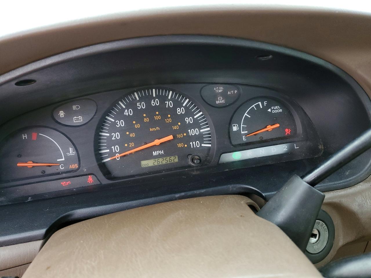 2004 TOYOTA TUNDRA BASE photo 9