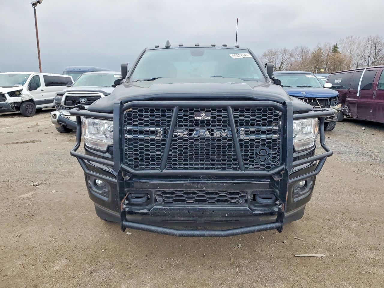 2021 RAM 3500 BIG HORN photo 5
