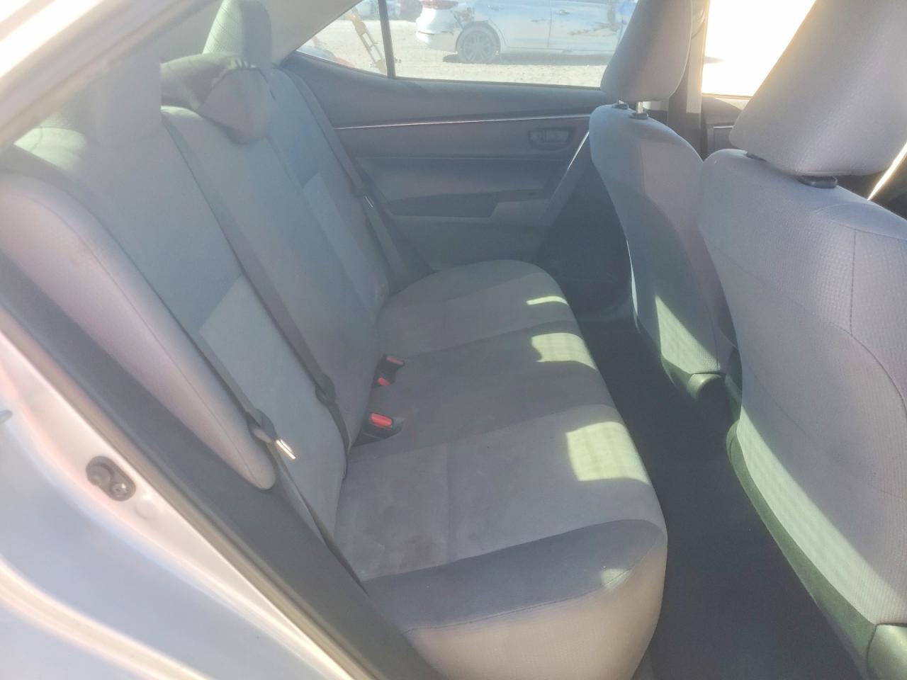 2014 TOYOTA COROLLA L photo 10