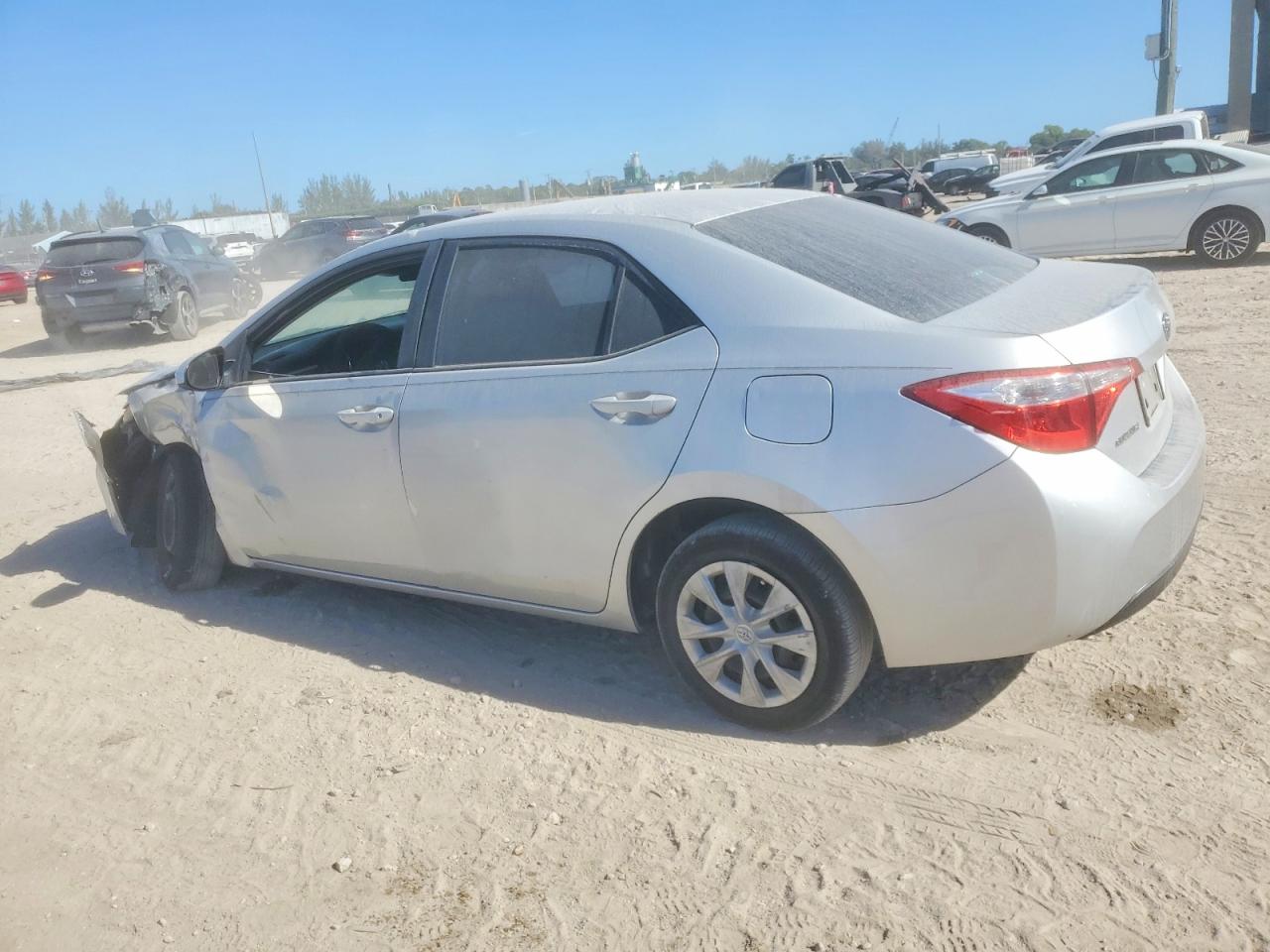 2014 TOYOTA COROLLA L photo 2